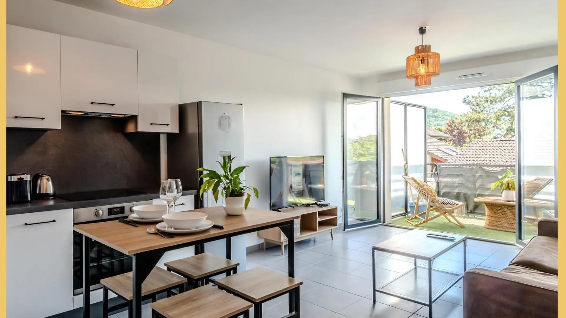 Le Balcon Du Jura I T2 I Bons-En-Chablais Apartman
