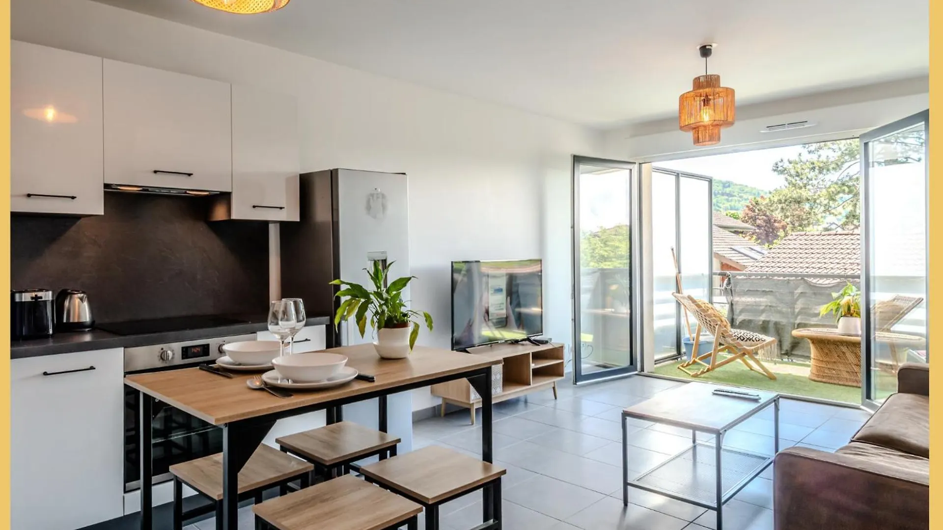 Le Balcon Du Jura I T2 I Bons-En-Chablais Apartman